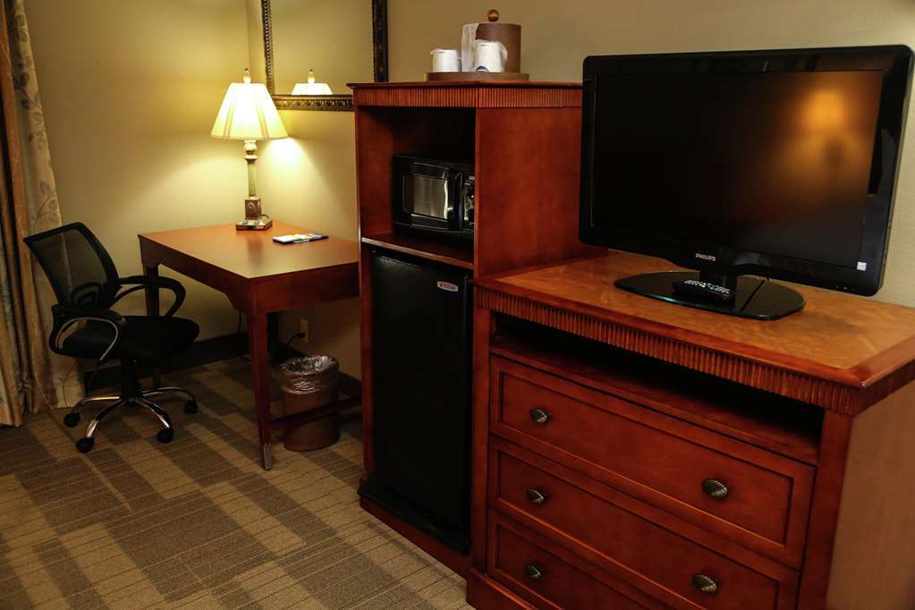 Hampton Inn & Suites Jennings Room photo